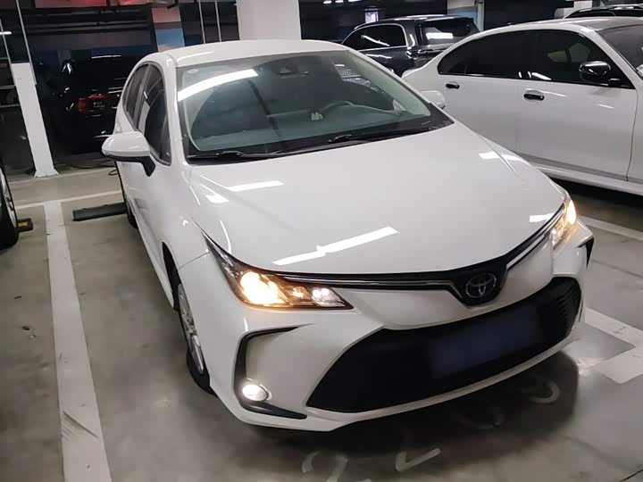 Toyota Corolla, 2023 — фото 4 из 9