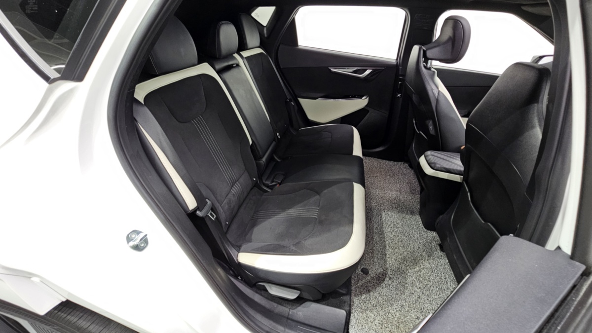 Kia EV6, 2023 — фото 11 из 12