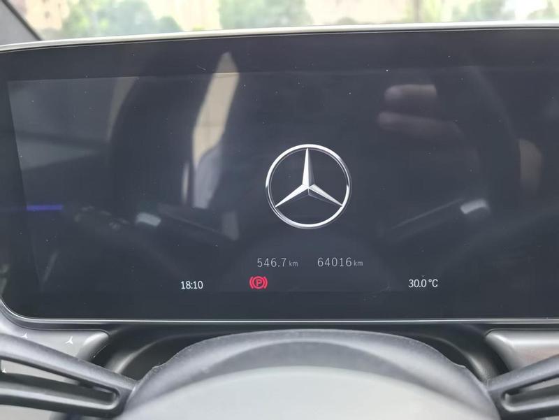 Mercedes-Benz EQE, 2022 — фото 8 из 11