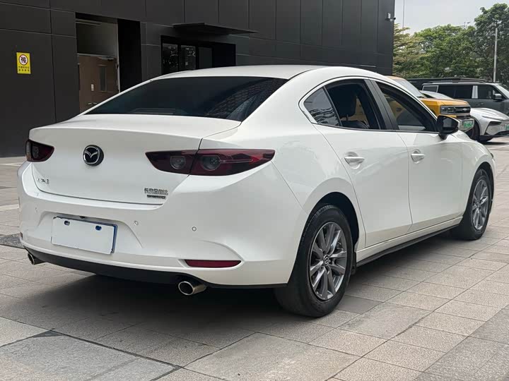 Mazda 3 (Axela), 2021 — фото 6 из 9