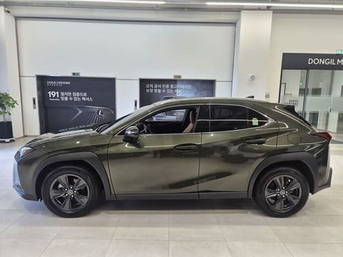 Lexus UX, 2025 — фото 11 из 12