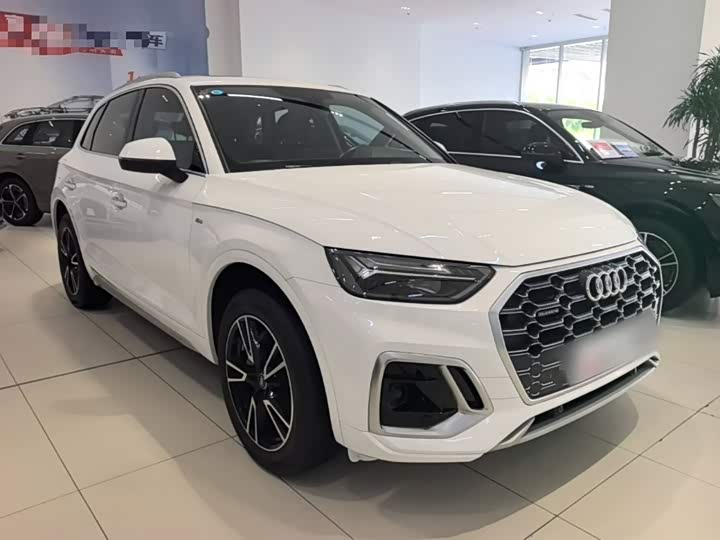 Audi Q5L, 2024 — фото 4 из 9
