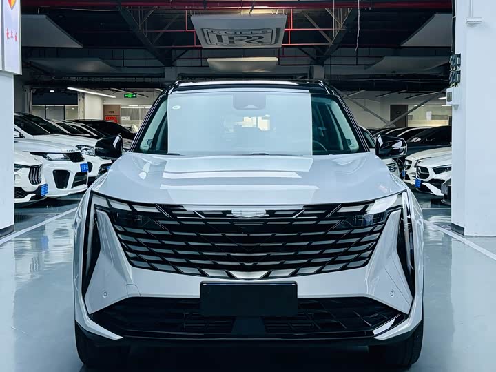 Geely Atlas L, 2024 — фото 2 из 9