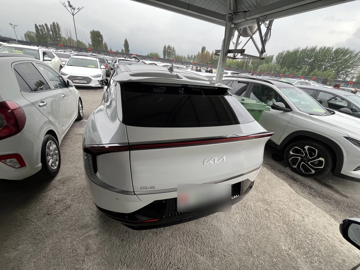 Kia EV6, 2021 — фото 2 из 9