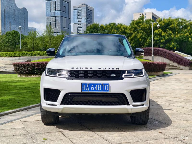 Land Rover Range Rover Sport, 2022 — фото 2 из 10