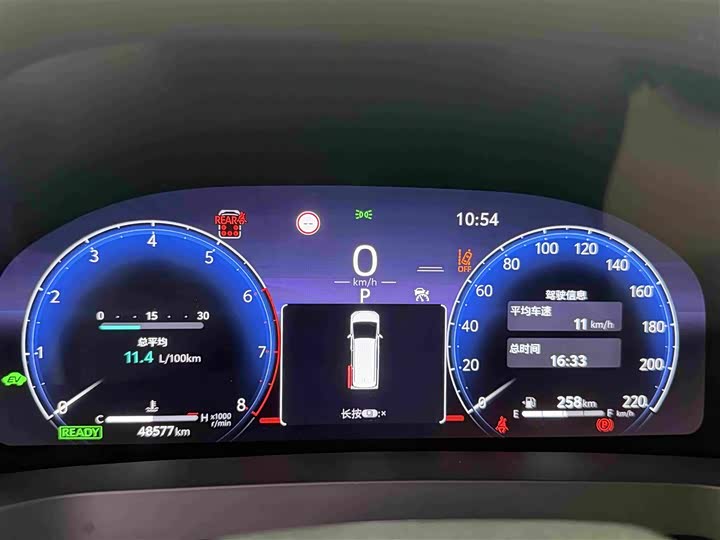 Toyota Alphard, 2023 — фото 8 из 9