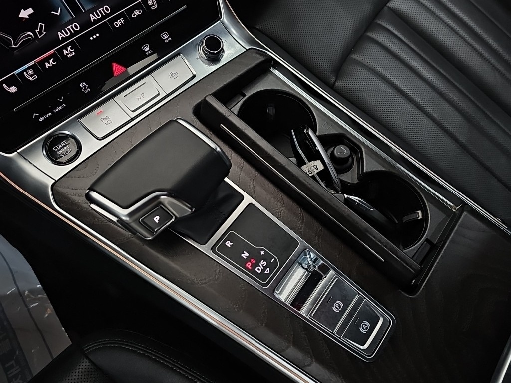 Audi A6, 2023 — фото 8 из 12