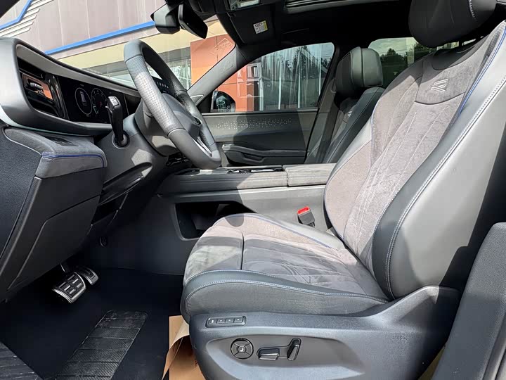 Volkswagen Teramont Pro, 2024 — фото 8 из 9