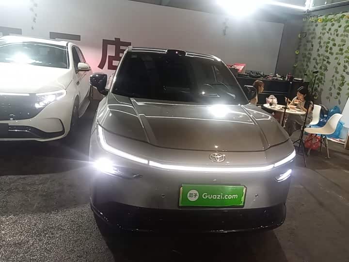 Toyota bZ3X, 2025 — фото 3 из 9