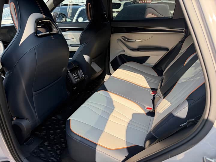 BYD Song Plus Hybrid/EV, 2023 — фото 3 из 9