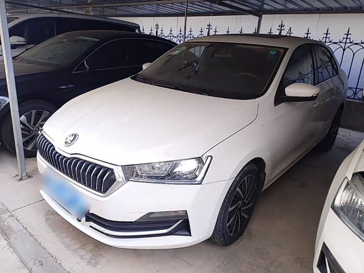 Skoda Rapid, 2022 — фото 2 из 9