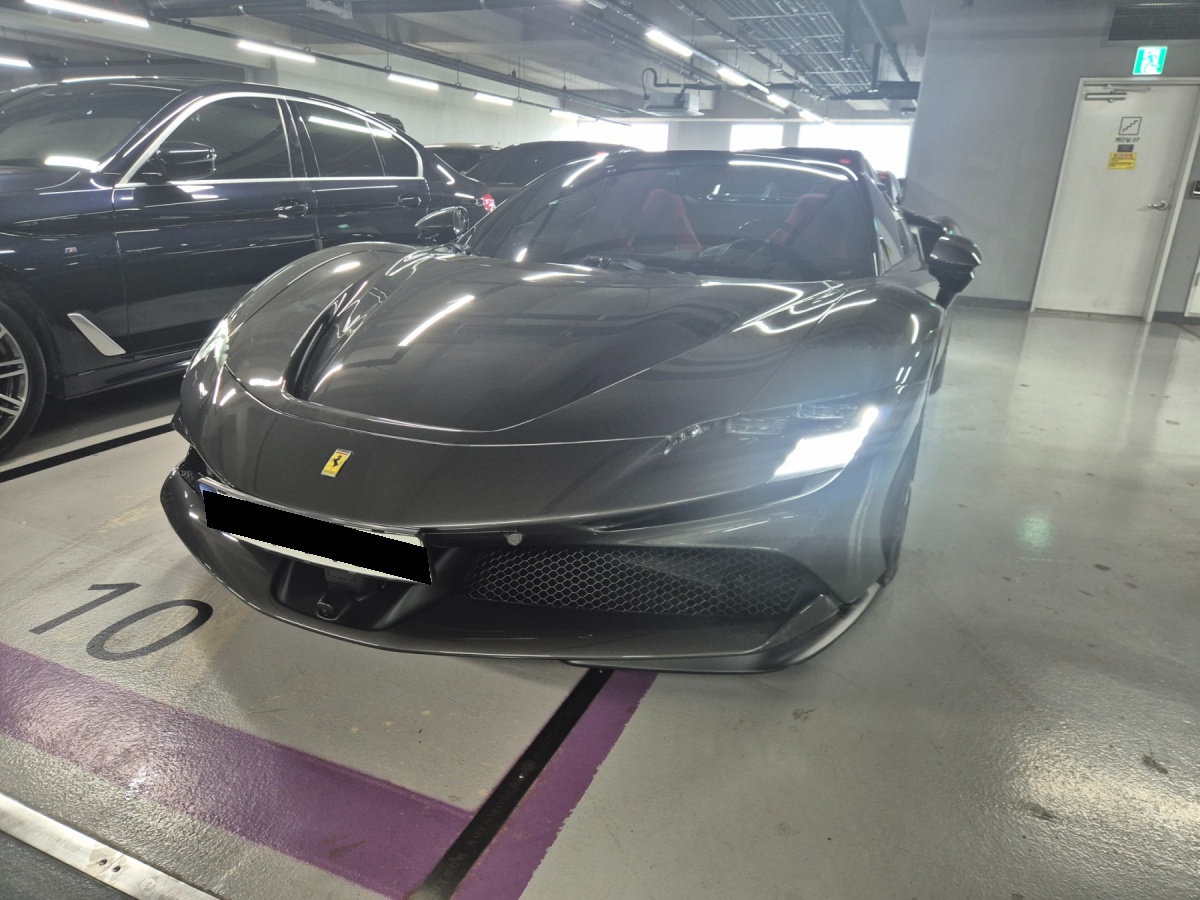 Ferrari SF90, 2023 — купить в Белгороде под ключ
