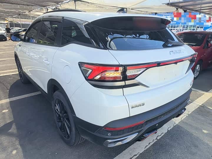 Dongfeng Aeolus AX7, 2023 — фото 5 из 9