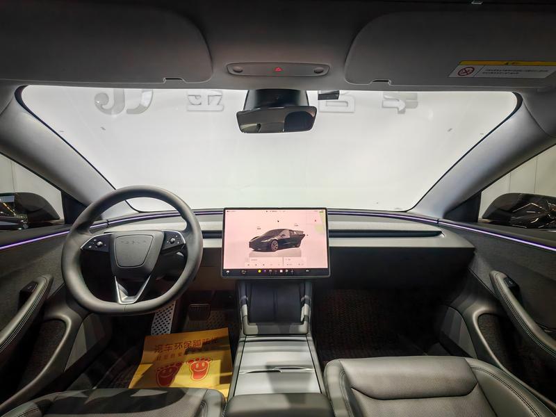 Tesla Model 3, 2025 — фото 8 из 11