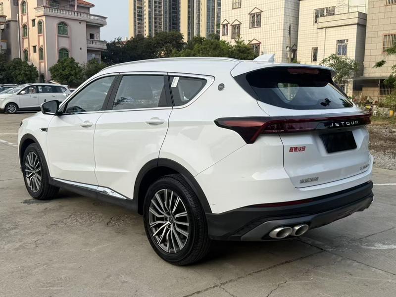Jetour X70 Plus, 2023 — фото 5 из 10