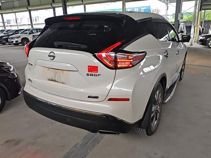 Nissan Murano, 2022 — фото 7 из 9