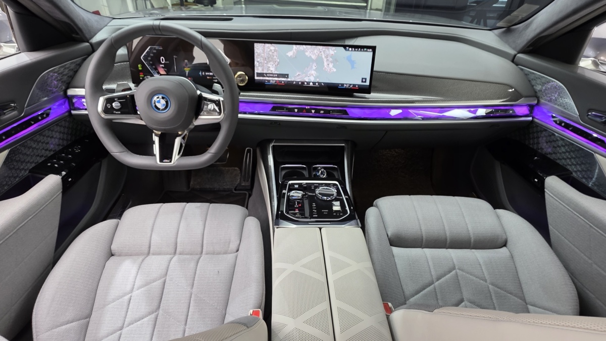 BMW 7 Series, 2025 — фото 7 из 12