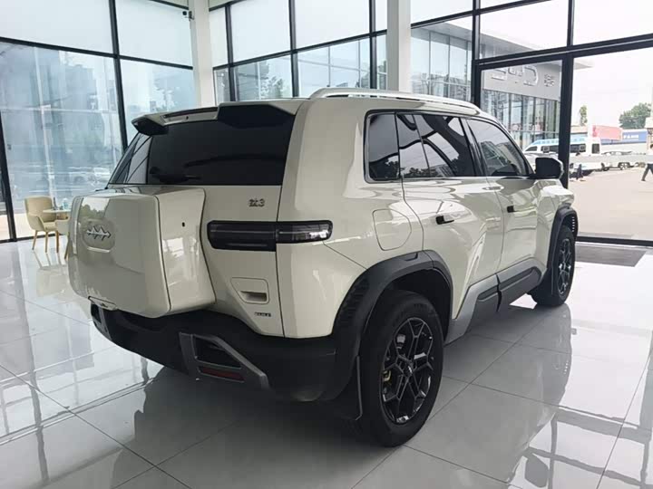 BYD FangChengBao Titanium 3 (Tai 3), 2025 — фото 7 из 9