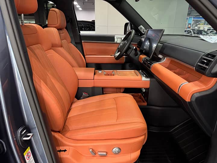 BYD FangChengBao Titanium 7 (Tai 7), 2025 — фото 8 из 9