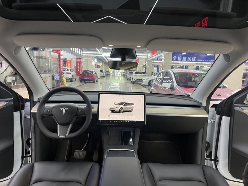 Tesla Model Y, 2023 — фото 9 из 12