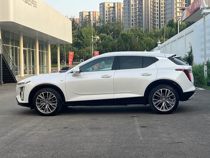 Cadillac GT4, 2024 — фото 3 из 9