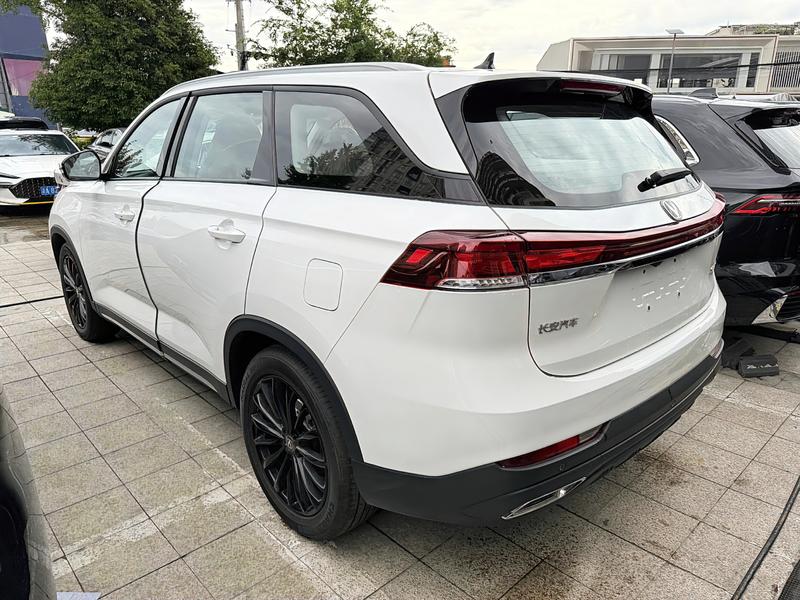 Changan CS75, 2025 — фото 3 из 12