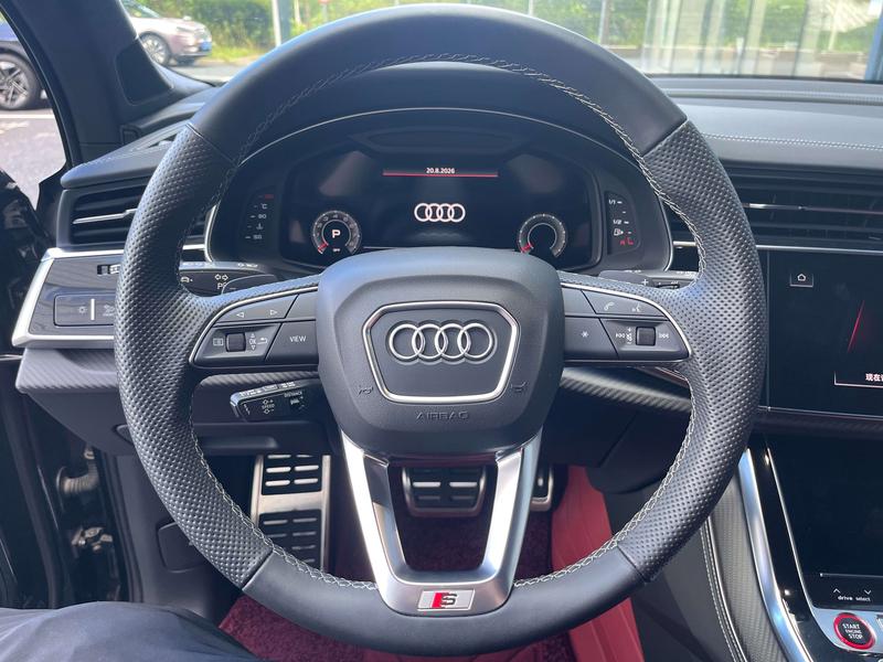 Audi SQ7, 2025 — фото 10 из 12