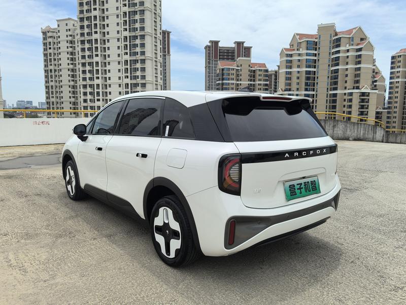 BAIC Arcfox Kaola S, 2025 — фото 5 из 12