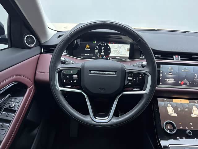Land Rover Range Rover Evoque L, 2022 — фото 7 из 9