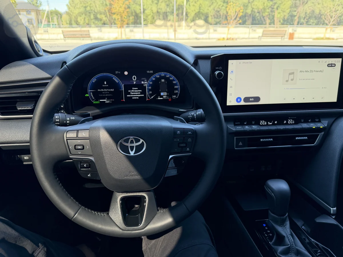 Toyota Camry, 2026 — фото 9 из 12