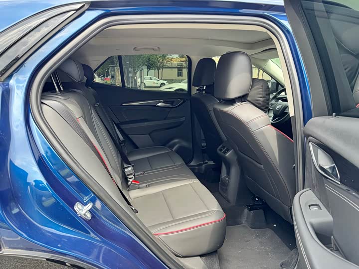 Buick Envision Plus, 2022 — фото 6 из 9