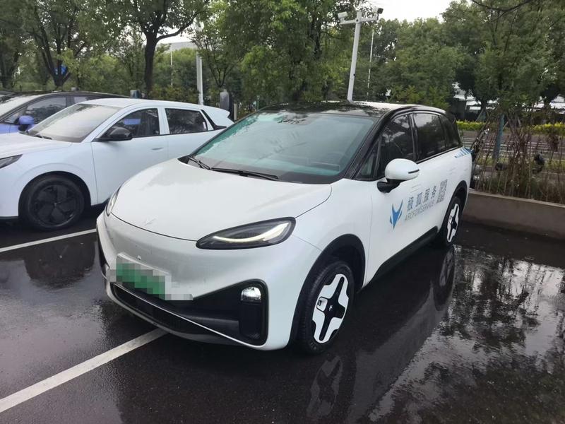 BAIC Arcfox Kaola, 2024 — купить в Пензе под ключ