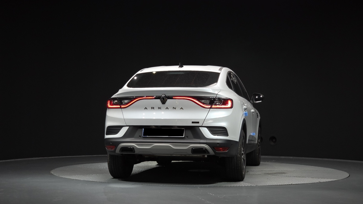 Renault Arkana, 2024 — фото 4 из 12