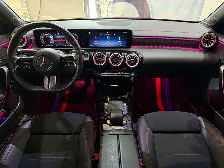 Mercedes-Benz A-Class, 2023 — фото 7 из 9