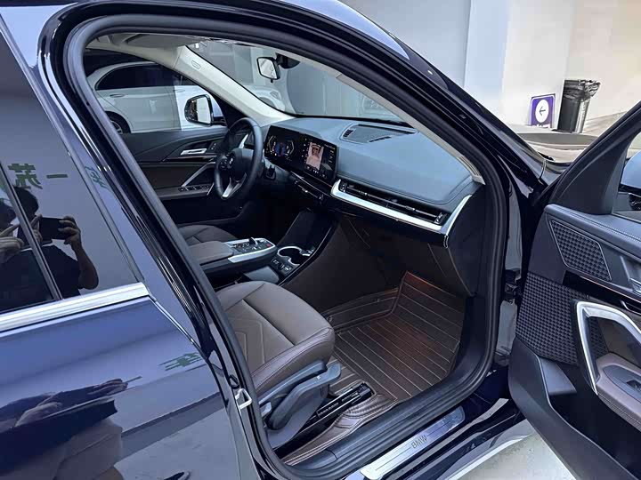 BMW X1, 2023 — фото 9 из 9