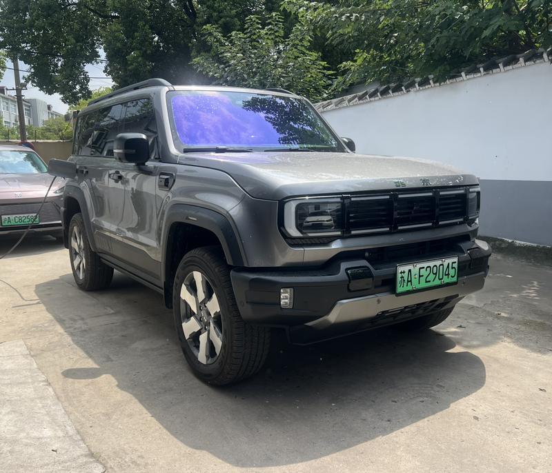 BAIC Beijing BJ40 Hybrid, 2026 — фото 3 из 10