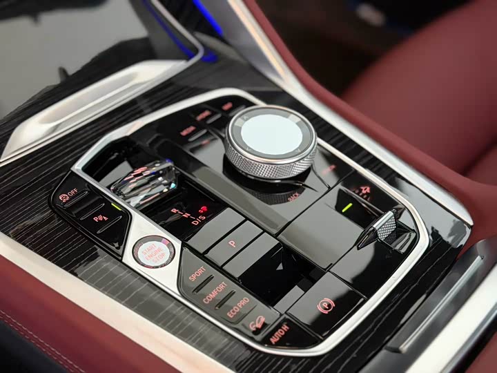 BMW X6, 2023 — фото 9 из 9