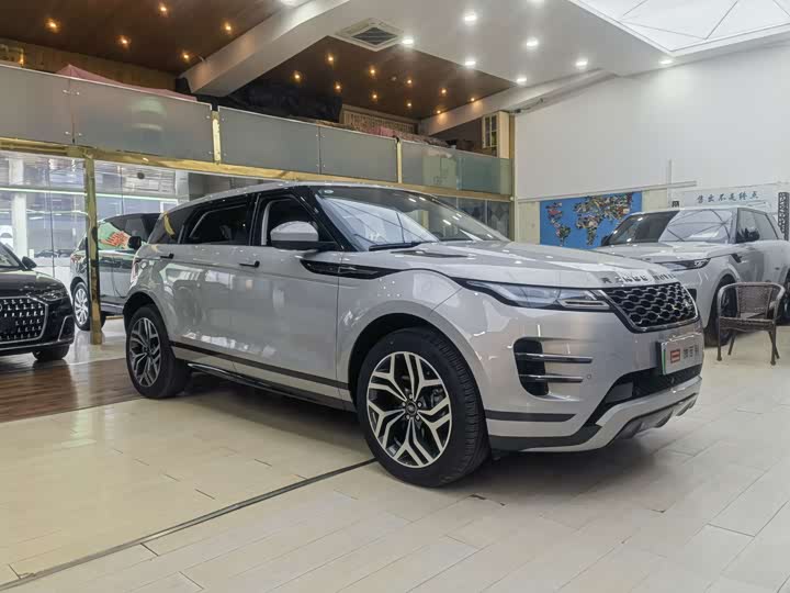 Land Rover Range Rover Evoque L Hybrid, 2024 — фото 3 из 9