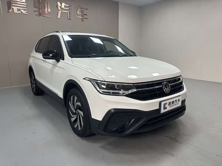 Volkswagen Tiguan L Pro, 2025 — фото 3 из 9