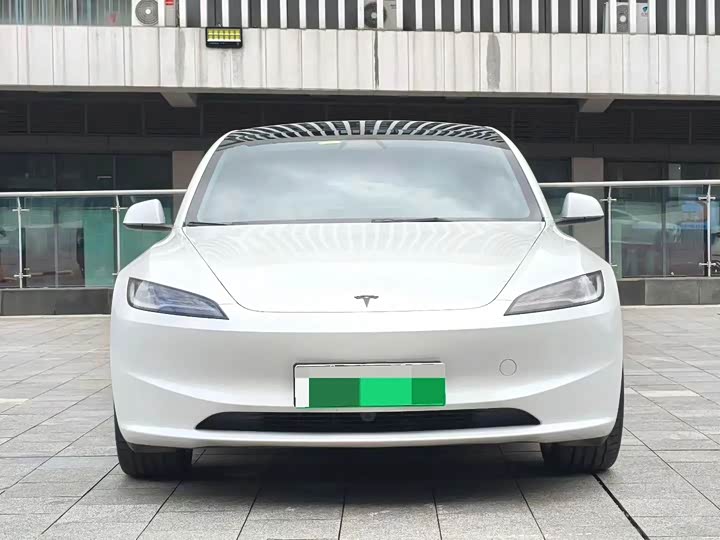 Tesla Model 3, 2025 — фото 2 из 9