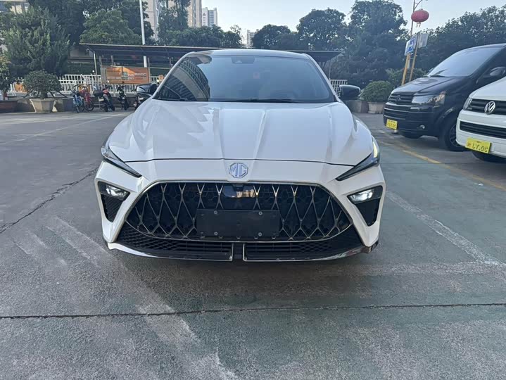 MG Motor 5 Scorpio, 2022 — фото 2 из 9