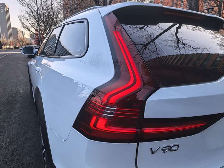 Volvo V90, 2022 — фото 8 из 9