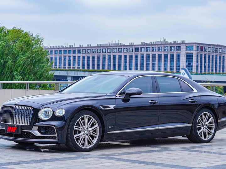 Bentley Flying Spur Hybrid, 2023 — купить в Йошкар-Оле под ключ