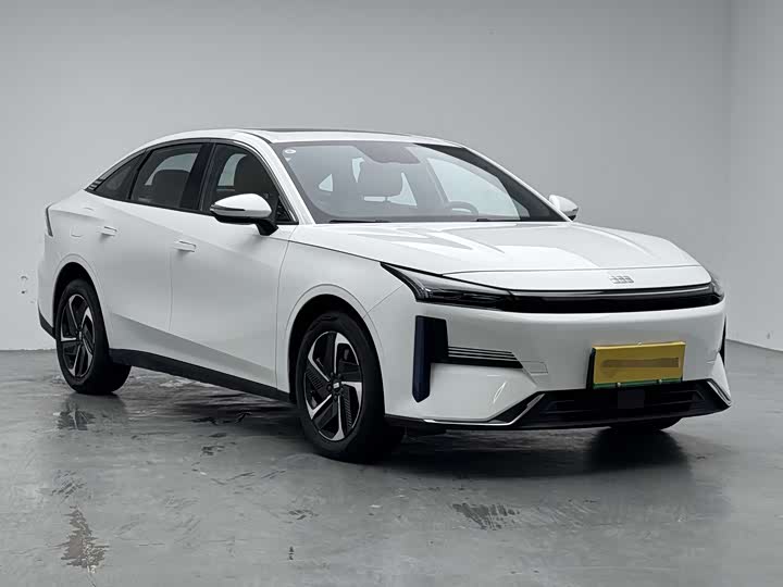 Geely Galaxy L6, 2023 — фото 3 из 9