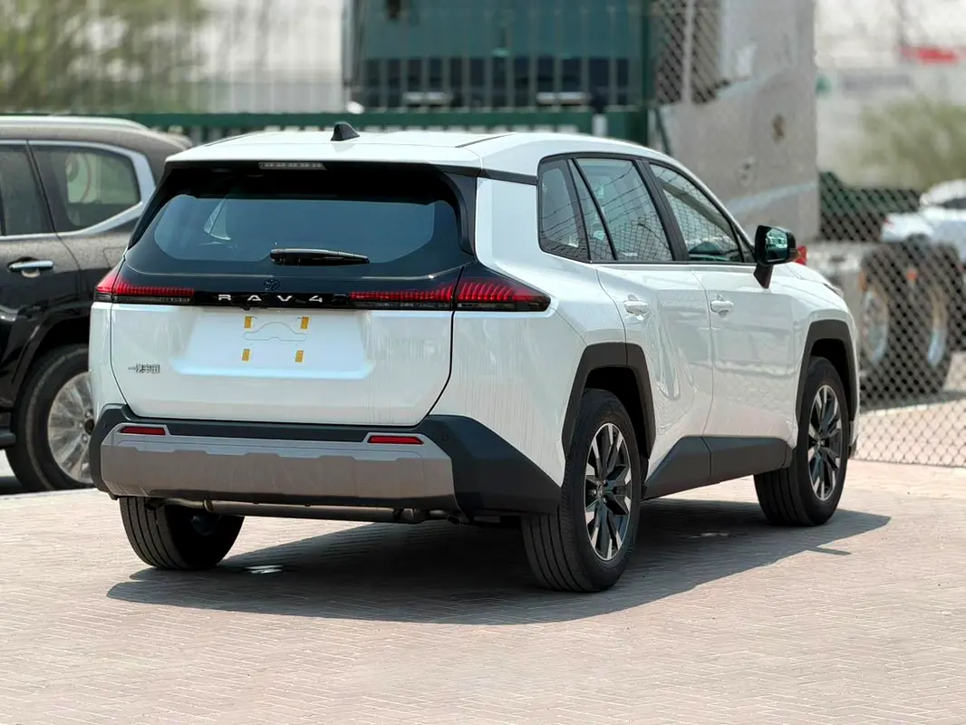 Toyota Rav 4, 2026 — фото 4 из 10