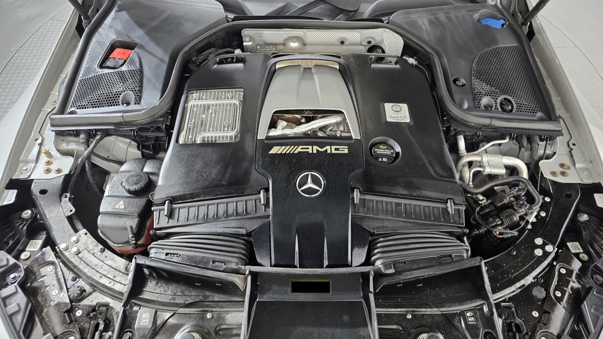Mercedes-Benz AMG GT, 2023 — фото 6 из 12