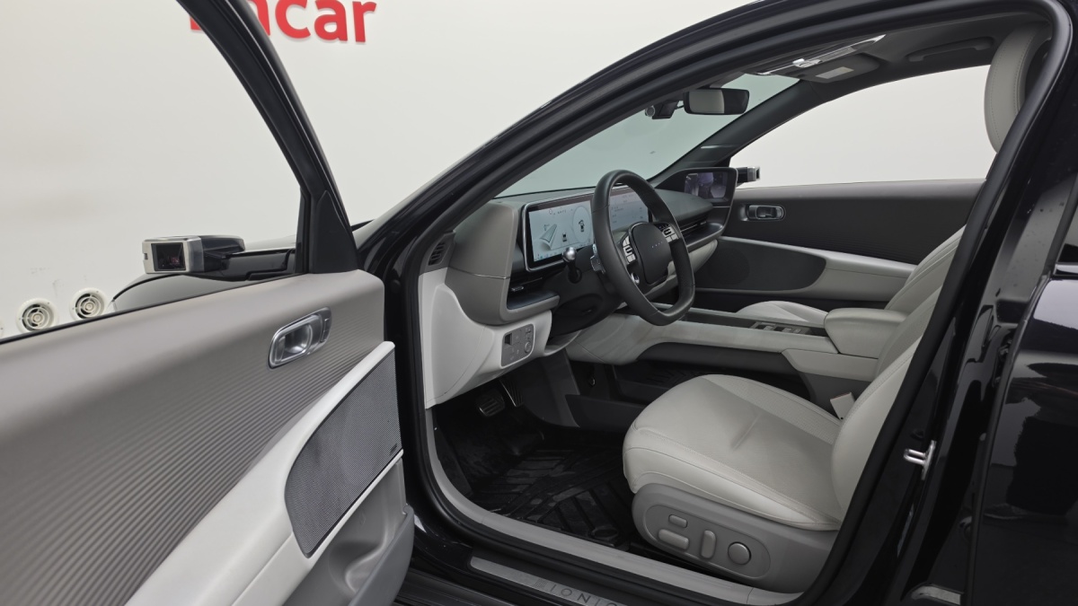 Hyundai Ioniq 6, 2023 — фото 10 из 12