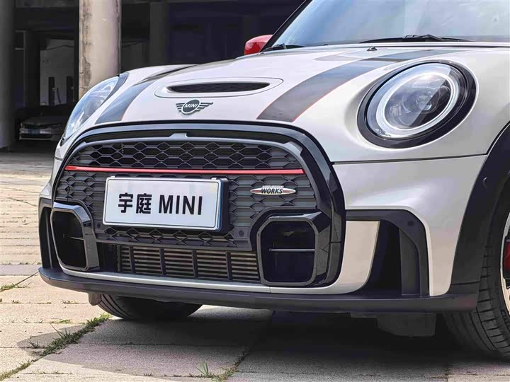 Mini Mini JCW, 2021 — фото 2 из 9
