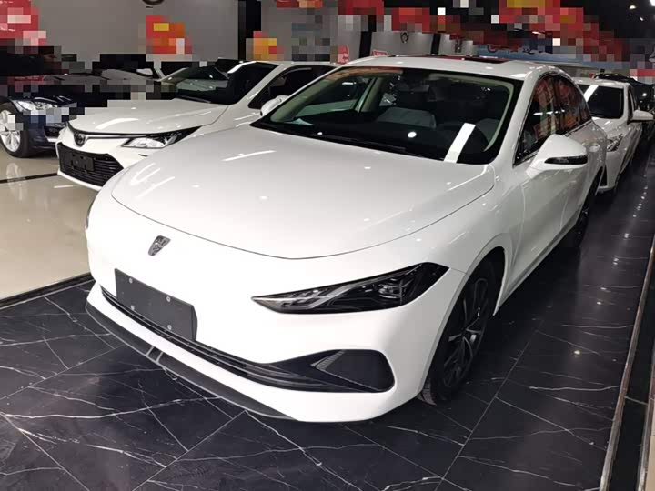 Roewe D7, 2026 — купить в Владимире под ключ