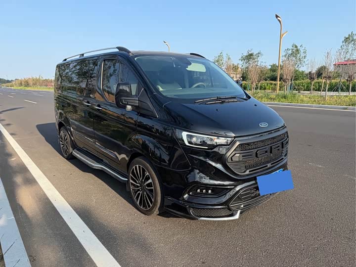 Ford Tourneo, 2023 — фото 3 из 9